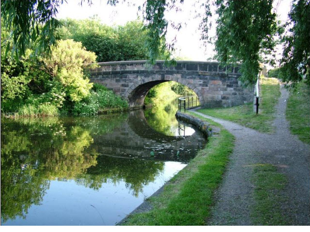 Bridge 57  at junction of canal and Cale Lane